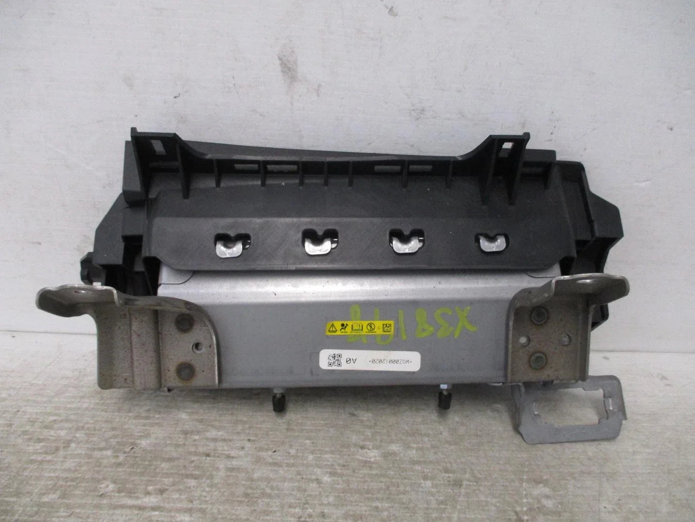 2020-2024 Subaru Legacy Driver Knee Airbag