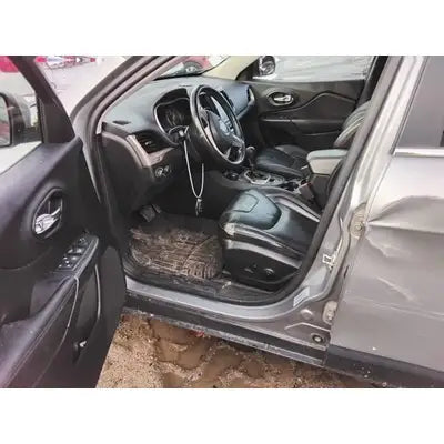 Jeep Cherokee 2014 Used Headlight    H~00002