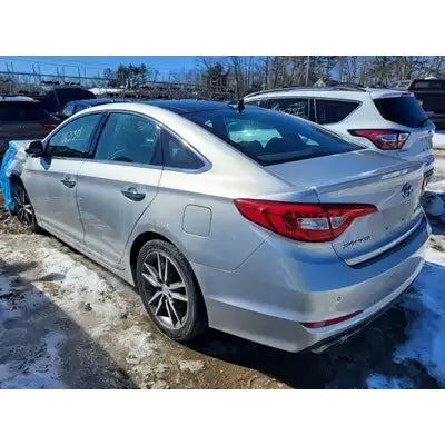 Hyundai Sonata 2015 Used Tail Lights  T00030